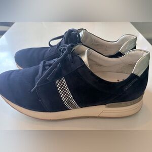 Mephisto Air Relax Velvet Sneakers Navy Blue Rhinestone Stripe EU 39 US 8.5